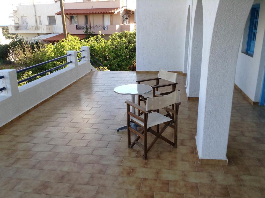 Stavros Apartments 伊斯特隆 客房 照片