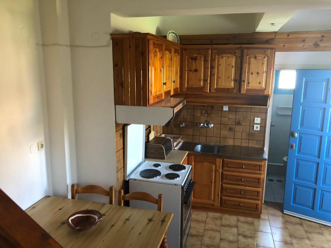 Stavros Apartments 伊斯特隆 外观 照片
