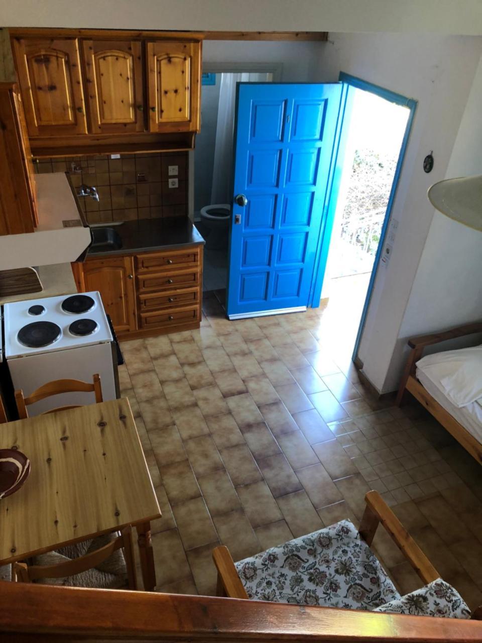 Stavros Apartments 伊斯特隆 外观 照片