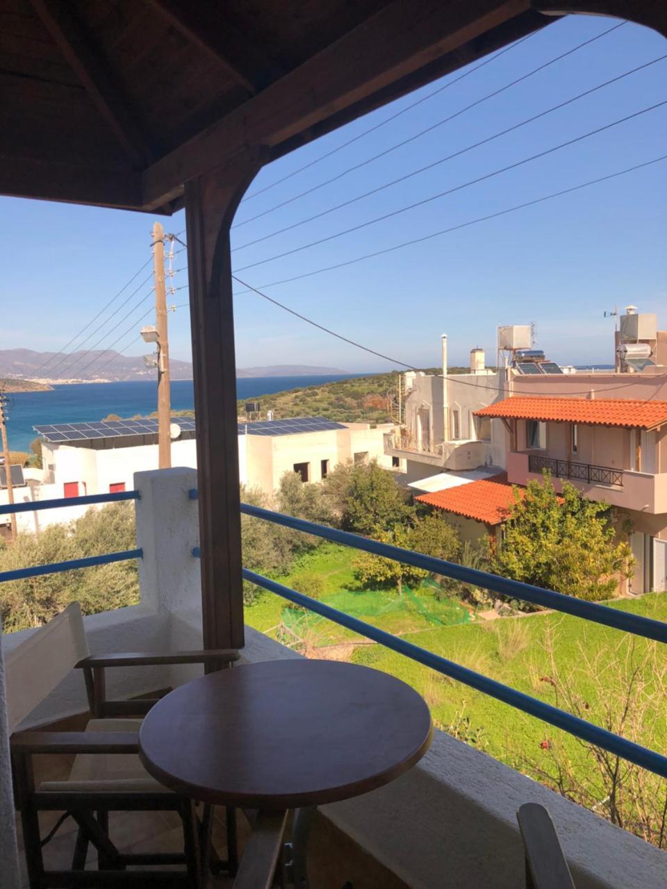 Stavros Apartments 伊斯特隆 外观 照片